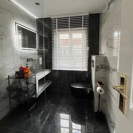 Apartment Mit Mainblick 15 Min Vom Ffm-airport *