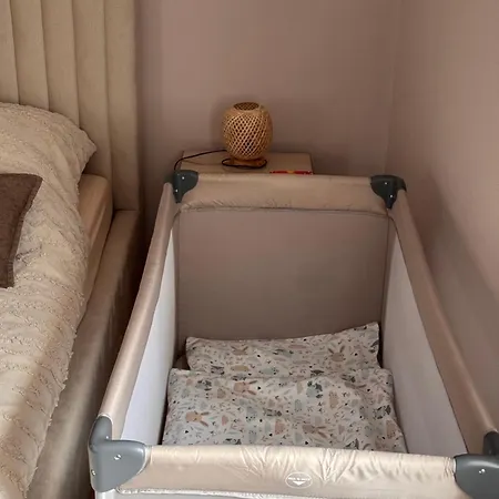 Apartment Mit Mainblick 15 Min Vom Ffm-airport *