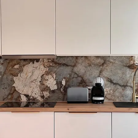 Apartamento Mit Mainblick 15 Min Vom Ffm-airport *