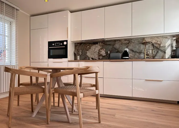 Apartment Mit Mainblick 15 Min Vom Ffm-airport Floersheim am Main